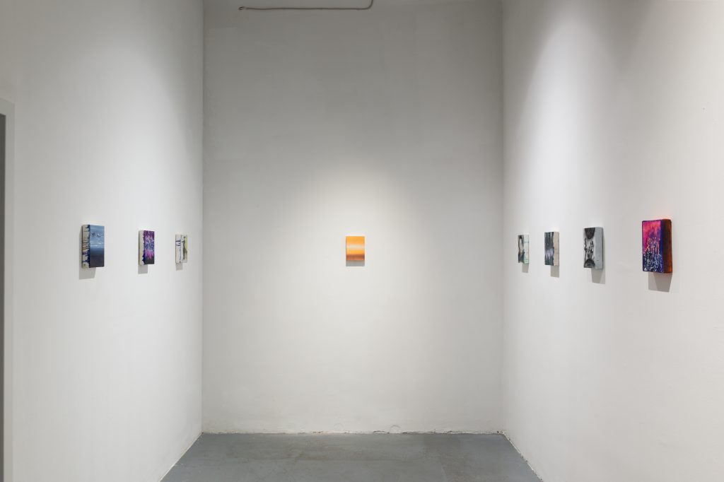Bettina Scholz: Installation view, Bettina Scholz- London, Santa Lucia Galerie der Gespräche, 2026
